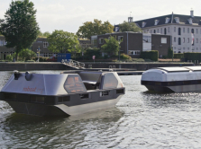 v-amsterdame-zapustili-bespilotnoe-vodnoe-taksi