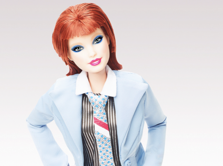 mattel-vypustila-kuklu-barbi-v-obraze-devida-boui-iz-klipa-life-on-mars