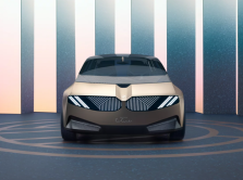 bmw-predstavila-koncept-elektromobilya-kotoryy-mozhet-byt-polnost-yu-pererabotan
