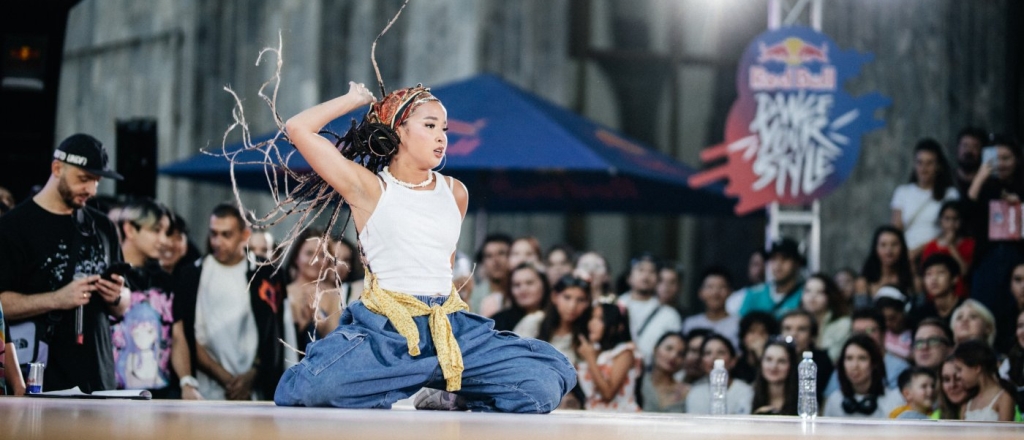 chempionat-po-ulichnym-tancam-red-bull-dance-your-style-vozvraschaetsya-v-kazahstan