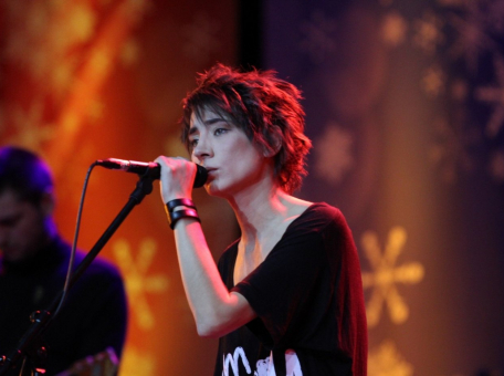 zemfira-vypustila-al-bom-borderlayn