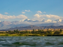 kak-doehat-do-issyk-kulya-na-poezde-s-panoramnymi-oknami-ceny-i-raspisanie