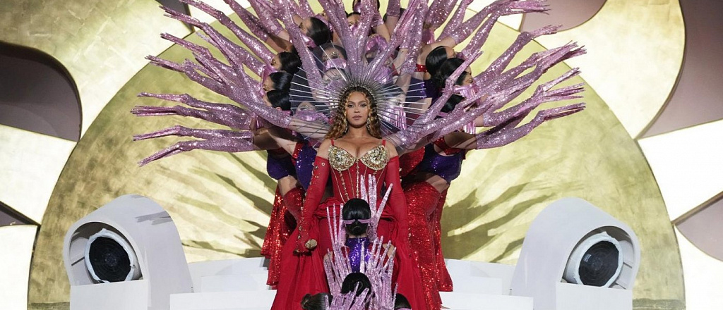 beyonse-ob-yavila-o-mirovom-ture-renaissance-world-tour-2023