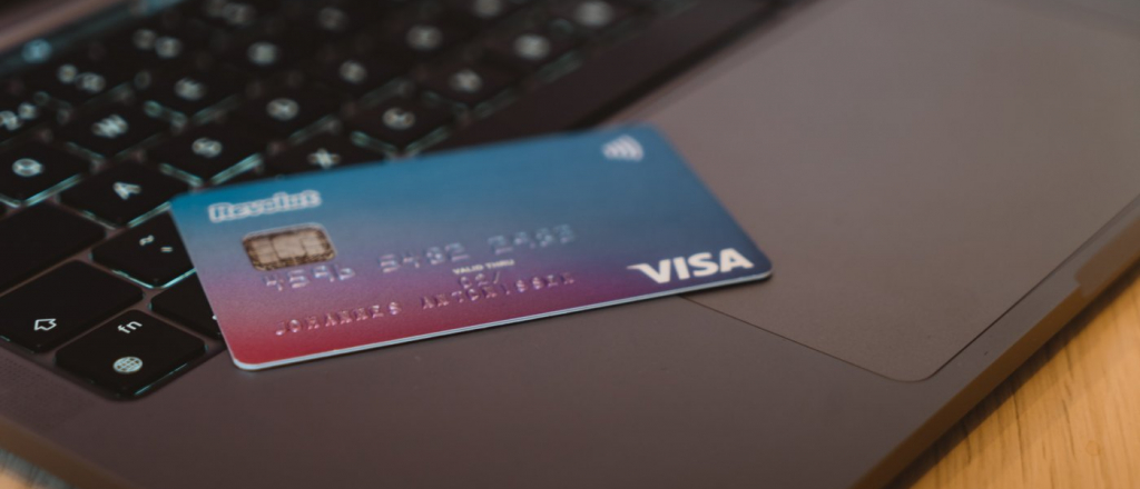 visa-sdelala-dostupnym-perevod-deneg-po-nomeru-telefona-mezhdu-bankami-v-kazahstane