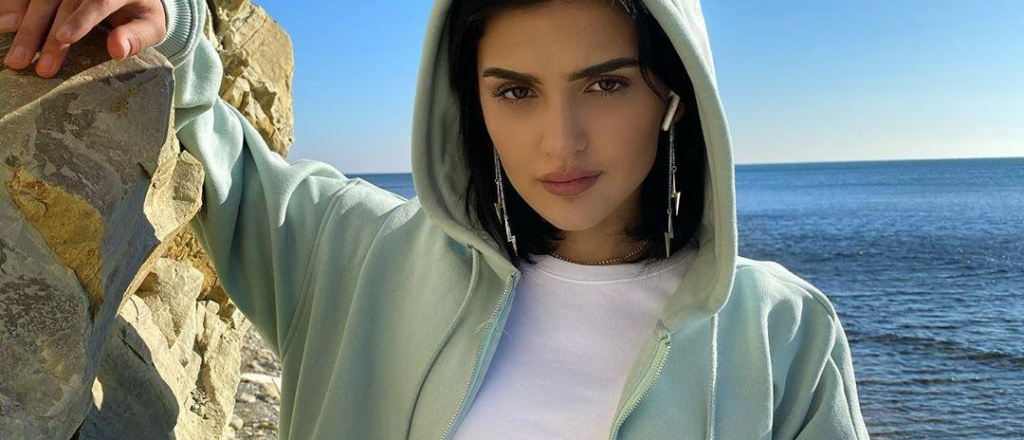 madina-basaeva-stala-poslom-doma-mody-dolce-gabbana