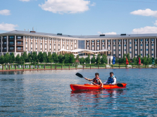 progulka-na-yahte-ekstrim-na-vodnom-kartinge-i-teppan-yaki-shou-samoe-zazhigatel-noe-leto-v-rixos-borovoe