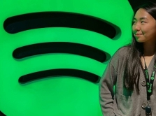 men-spotify-da-zh-mys-steym-n-dana-batyrhan-niderlandyda-y-m-r-zh-ne-haly-araly-kompaniyada-y-mansaby-turaly