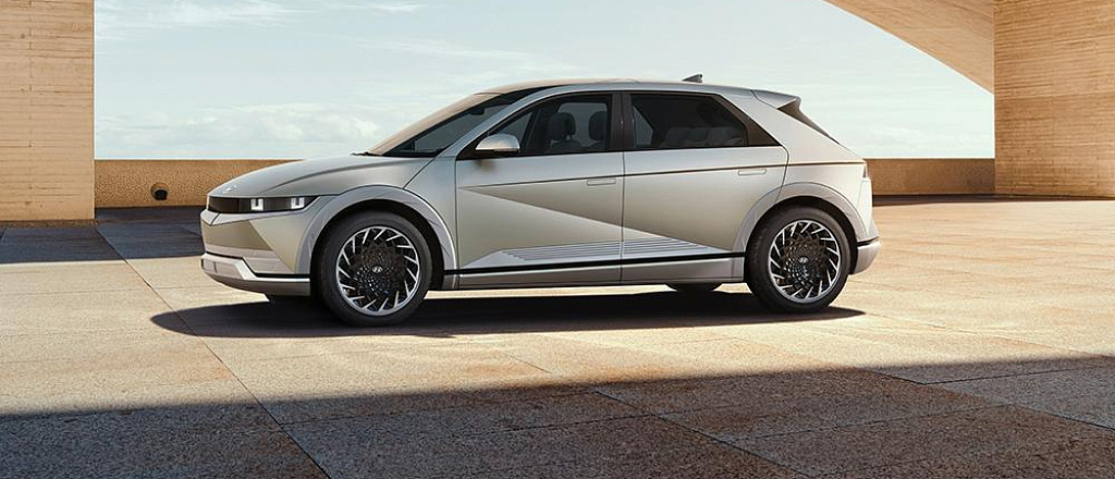 hyundai-zapustit-servis-bespilotnogo-taksi-v-2022-godu