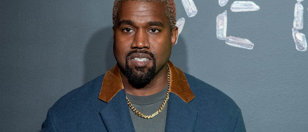 kan-e-uest-anonsiroval-kollaboraciyu-svoey-kompanii-yeezy-i-brenda-odezhdy-gap