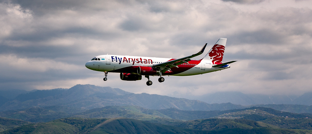 uletet-iz-astany-v-pavlodar-za-999-tenge-novaya-akciya-ot-aviakompanii-flyarystan