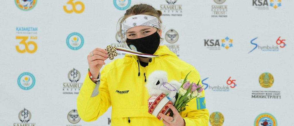 anastasiya-gorodko-zavoevala-serebro-yuniorskogo-chempionata-mira-po-fristaylu-mogul