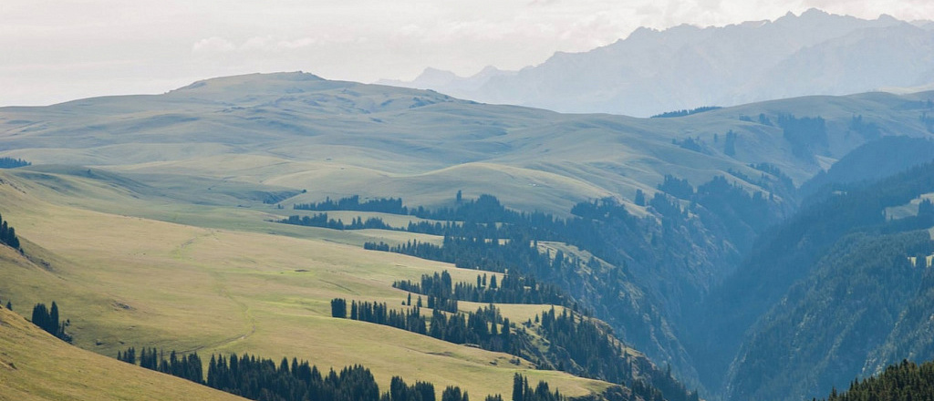 zachem-ehat-v-mongoliyu-pustynya-gobi-yurty-buddiyskie-hramy