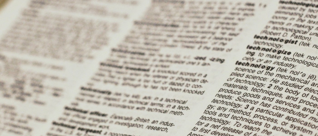 amerikanskiy-slovar-merriam-webster-nazval-slovo-goda