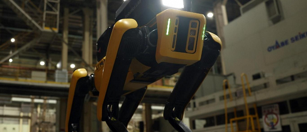 na-zavode-kia-poyavilsya-novyy-sotrudnik-chetveronogiy-robot
