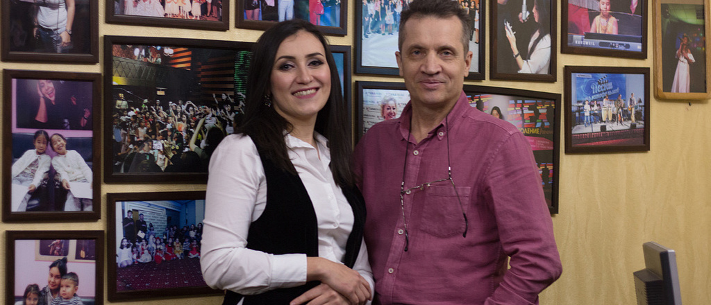 semeynoe-delo-nikolaya-i-poliny-dumitresku-muzykal-naya-studiya-astana-music-studio