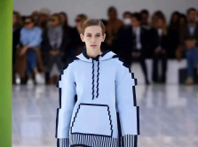 loewe-predstavil-kollekciyu-odezhdy-v-stile-minecraft