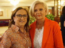 duh-rozhdestva-i-podarki-predstaviteli-associacii-suprug-poslov-o-kazahstane-i-provedenii-rozhdestvenskogo-bazara
