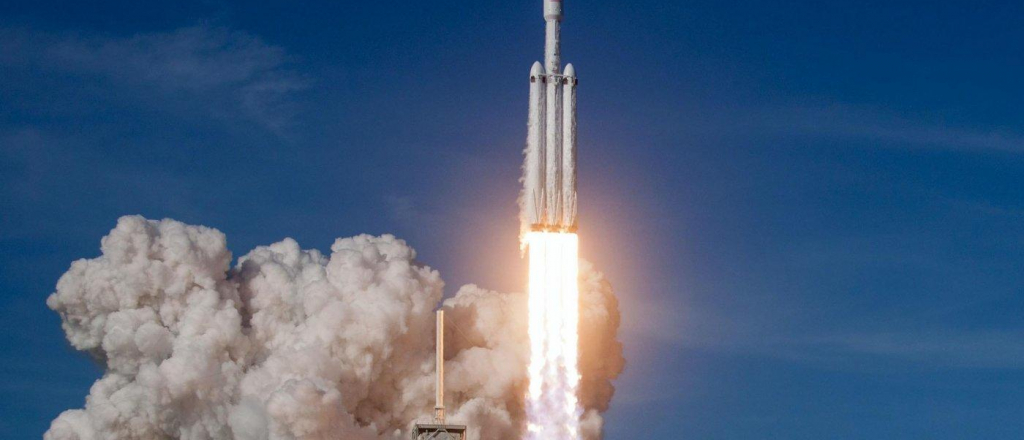 spacex-zapustit-apparat-nasa-na-sputnik-yupitera