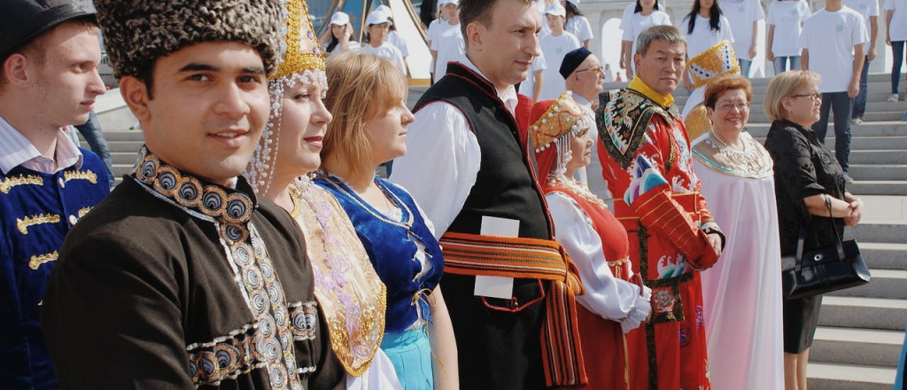 karagandincy-o-tom-kak-zhit-v-gorode-gde-prozhivaet-bolee-100-nacional-nostey