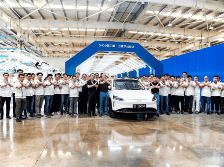alibaba-ob-edinilas-s-konkurentom-tesla-chtoby-razrabotat-ii-dlya-bespilotnikov