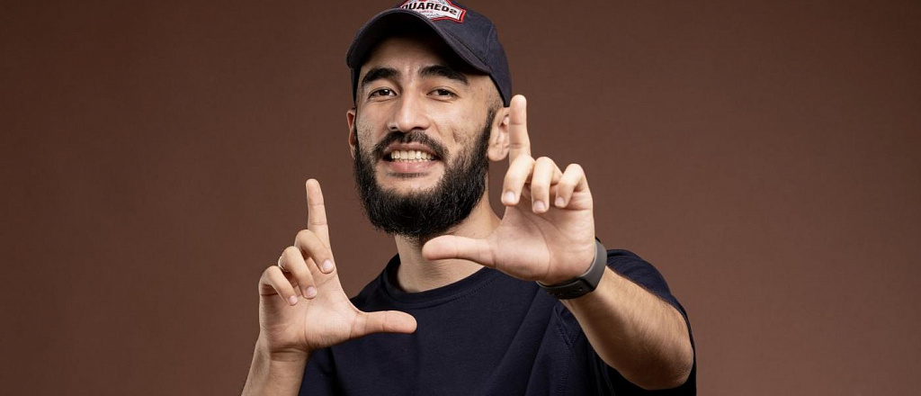 professional-nyy-diktor-o-tom-skol-ko-mozhno-zarabotat-na-ozvuchke-reklamy-o-rashodah-i-vedenii-byudzheta