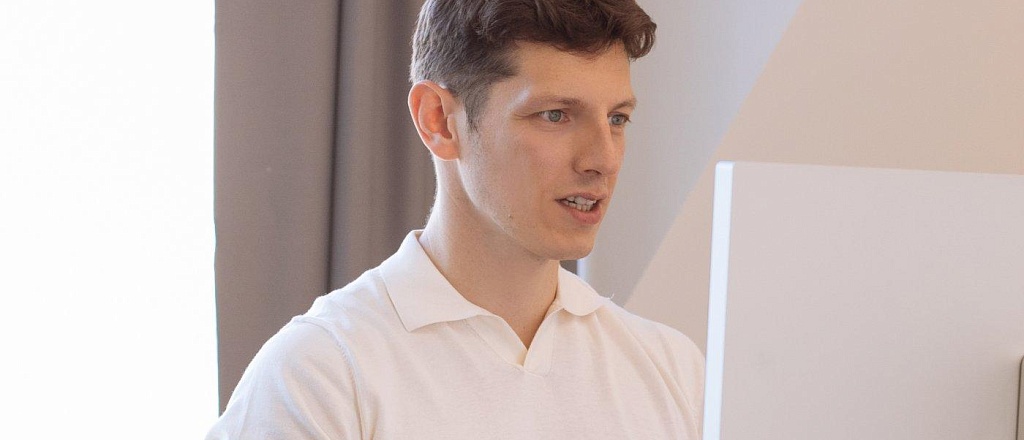 uchit-sya-na-programmista-uzhe-pozdno-soosnovatel-obrazovatel-noy-platformy-getcourse-o-vazhnyh-kachestvah-dlya-it-predprinimatelya
