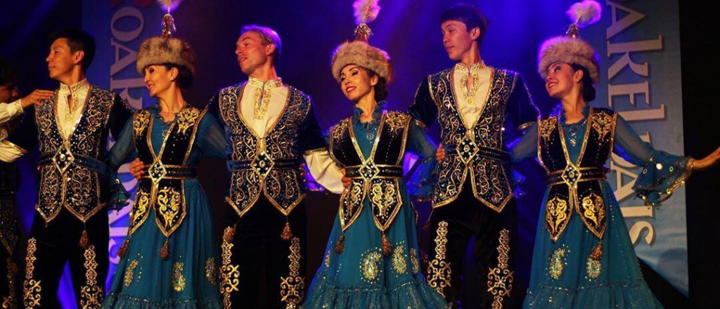 kto-v-central-noy-azii-tancuet-kara-zhorga-lyazgi-i-dolan