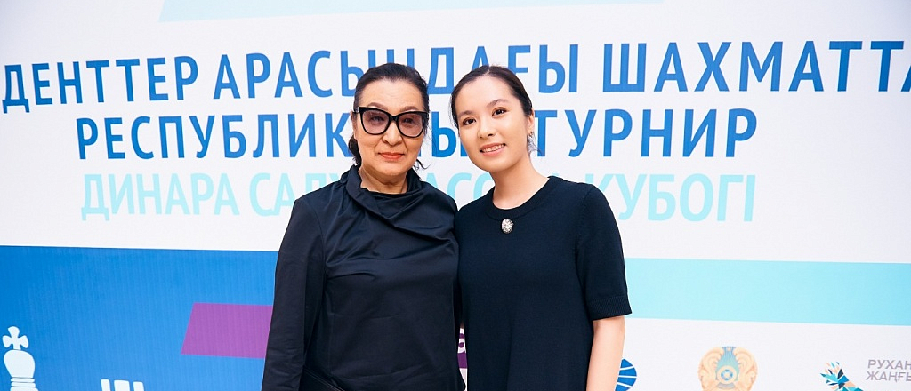 otcy-i-deti-dinara-saduakasova-i-ee-mama-o-tom-kak-rabotat-i-otdyhat-vmeste