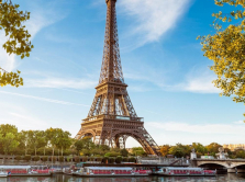 v-parizhe-otkrylis-disneylend-i-eyfeleva-bashnya