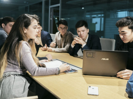 gayd-po-astana-it-university-postuplenie-programmy-studencheskaya-i-nauchnaya-zhizn