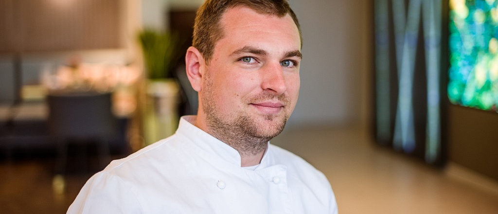 brand-chef-from-st-petersburgh-why-5000-people-only-can-afford-to-dine-in-astana-expensive-restaurants