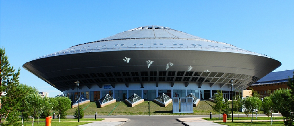 princessa-krasoty-pod-kupolom-cirka-v-astane