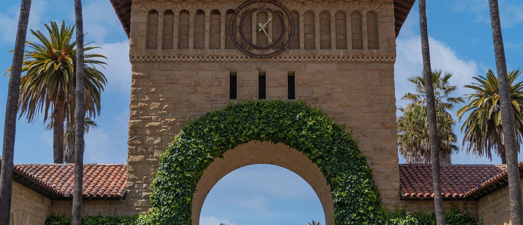 kak-uchit-sya-u-professorov-stanford-university-ne-vyhodya-iz-doma-20-besplatnyh-onlayn-kursov