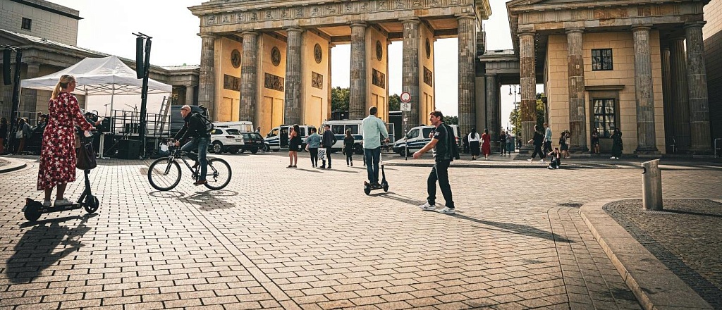 gayd-po-berlinu-gde-pozavtrakat-kuda-poyti-vecherom-i-kakie-dostoprimechatel-nosti-posetit