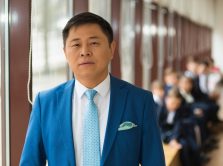 direktor-novoy-shkoly-imeni-ualihanova-v-almaty-o-30-ti-godah-raboty-v-obrazovanii