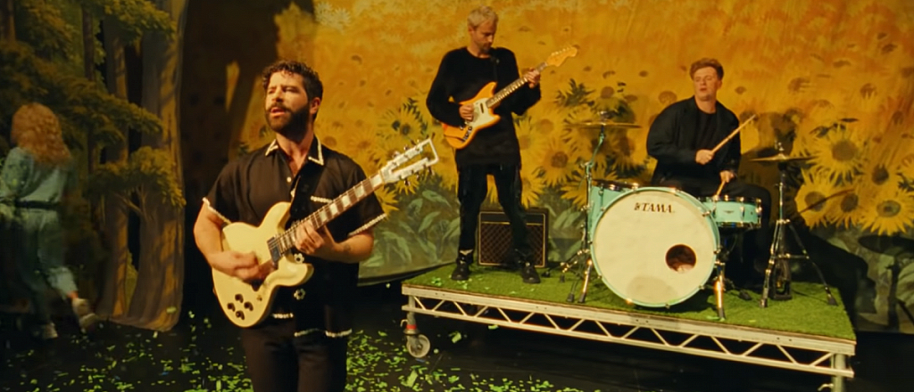 foals-predstavili-novyy-klip-i-anonsirovali-al-bom