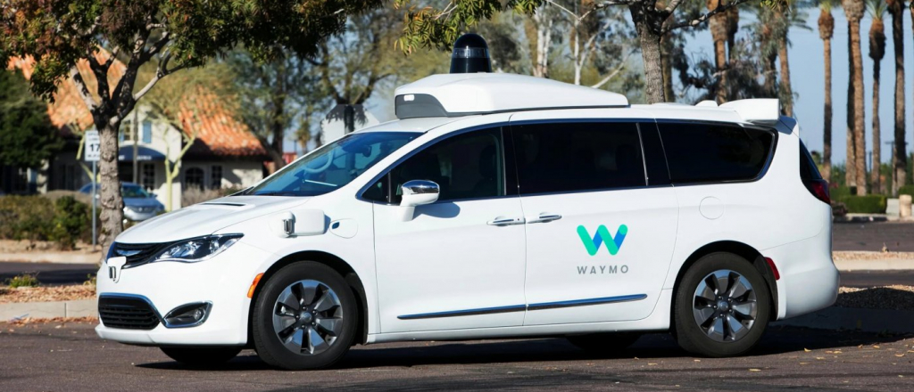 proizvoditel-bespilotnikov-waymo-zapustit-v-kalifornii-perevozki-passazhirov-bez-voditelya