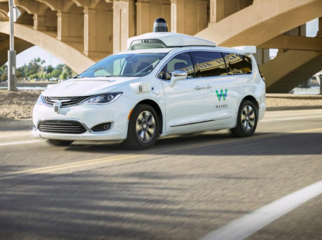 waymo-gotova-zapustit-polnost-yu-bespilotnyy-servis-taksi-v-san-francisko