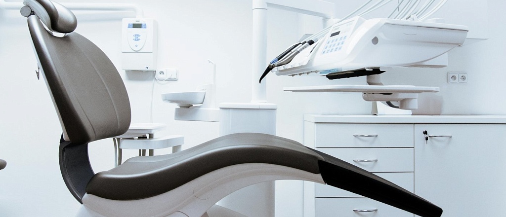 10-dental-clinics-in-baku-with-quality-service-and-a-wide-range-of-services