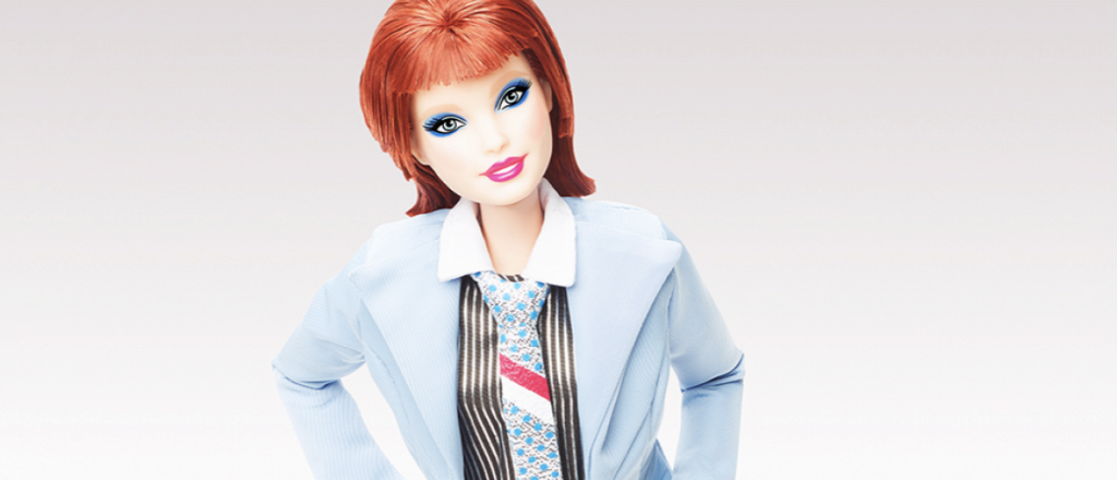 mattel-vypustila-kuklu-barbi-v-obraze-devida-boui-iz-klipa-life-on-mars