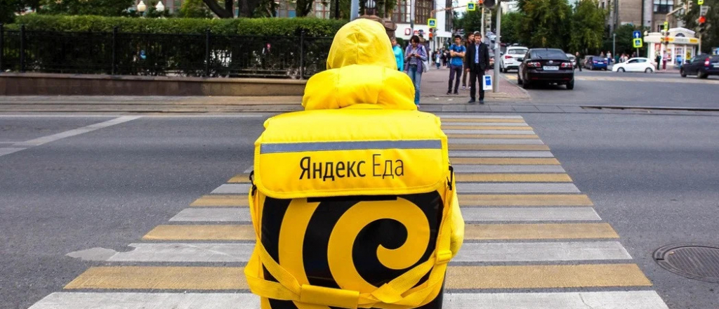 yandeks-eda-nachnet-dostavlyat-produkciyu-pekarey-kraftovogo-hleba