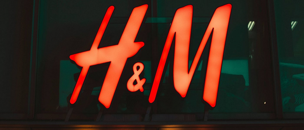 h-m-predstavila-ekoodezhdu-iz-vinnyh-othodov