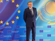 europaly-oda-ty-k-l-ortaly-aziya-t-r-yndary-sh-n-anday-europaly-ba-darlamalar-men-stipendiyalar-bar