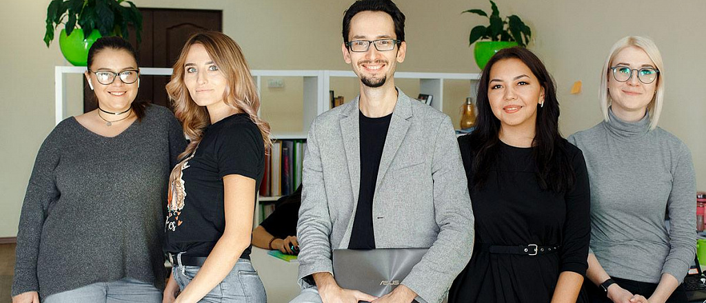 avito-rabota-investiruet-1-2-milliona-v-hr-messenger-s-vyhodcami-iz-kazahstana
