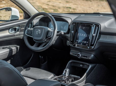 volvo-nachnet-ispol-zovat-tehnologii-epic-games-dlya-sozdaniya-fotorealistichnoy-grafiki-v-elektromobilyah