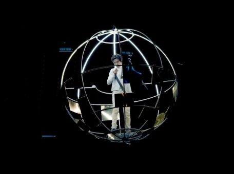 dimash-stanet-chlenom-zhyuri-evropeyskogo-muzykal-nogo-shou