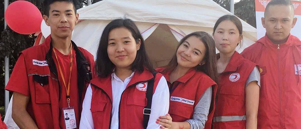 why-youth-becomes-volunteers-of-international-red-cross-and-red-crescent-movement