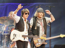 dzhonni-depp-vypustil-singl-the-death-and-resurrection-show