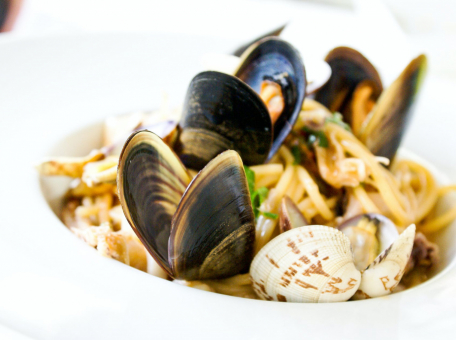 7-restaurants-to-serve-seafood-in-nur-sultan