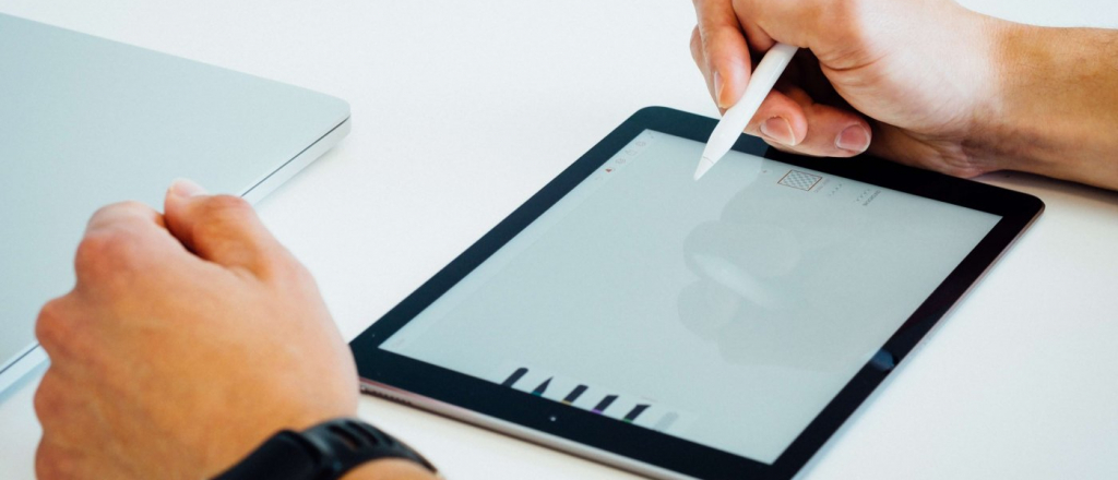 besplatnyy-vebinar-risuem-na-ipad-i-iphone